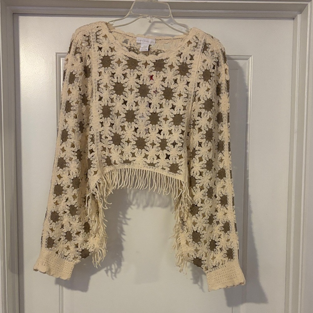 House of Harlow 1960 crochet shrug